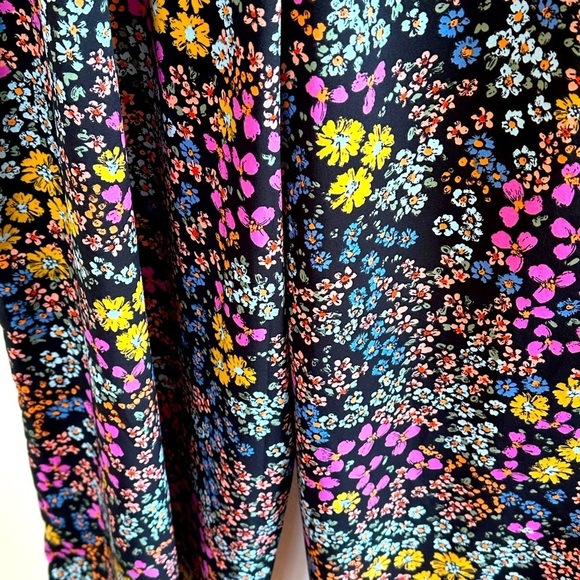 NWOT Black Floral Wrap Front Elastic Waist Wide Leg Pants Romper Sz 2X - Picture 9 of 10